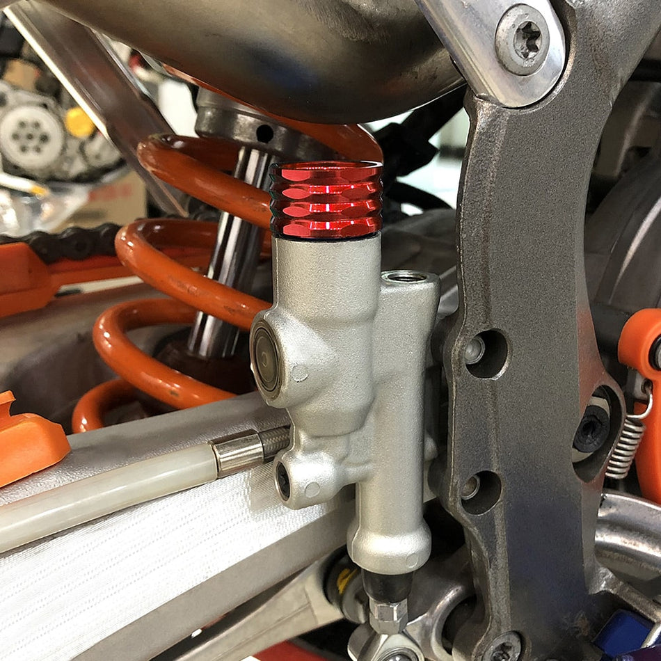 Rear Brake Reservoir Cover Extender For KTM 125-530 Husqvarna Husaberg 125-501  GasGas